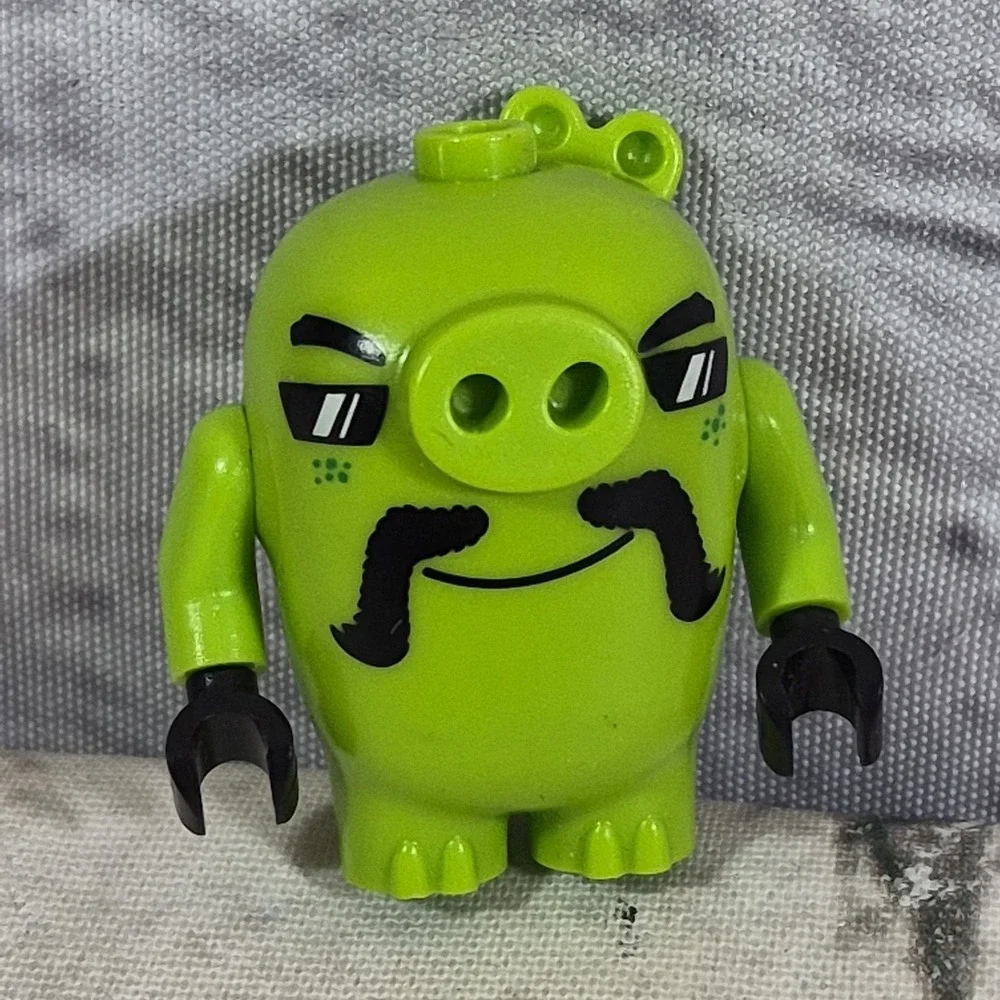 LEGO Minifigure‎ Angry Birds Biker Pig And Yellow Bird